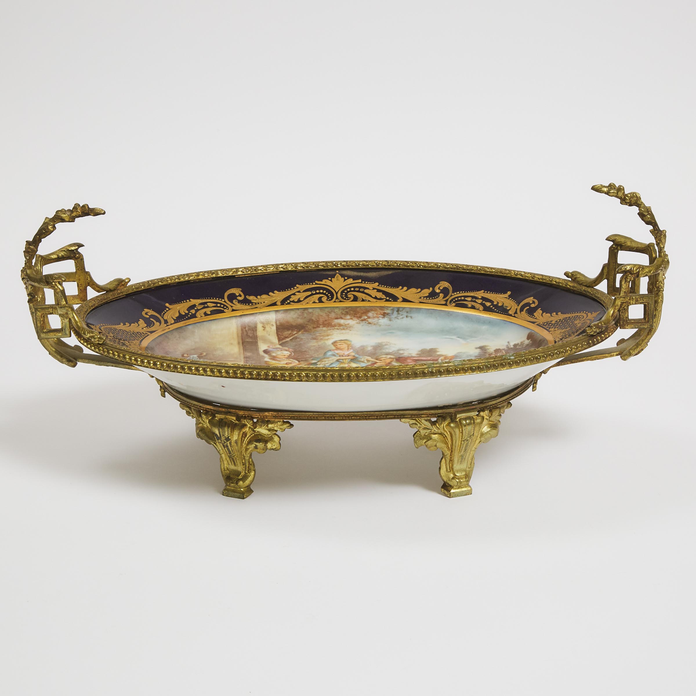 Ormolu Mounted S vres Oval Centrepiece  3aba40