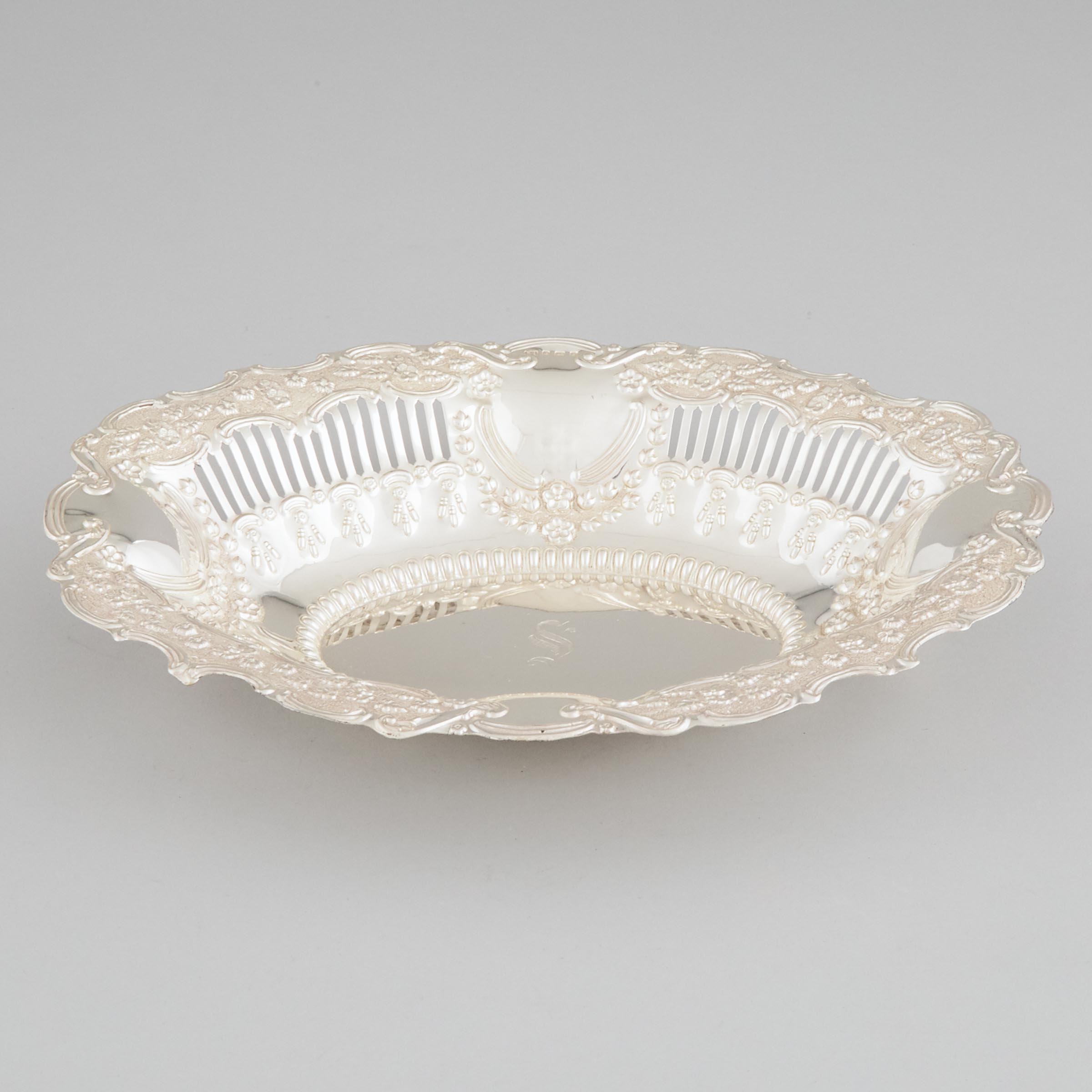 Edwardian Silver Pierced Oval Bread