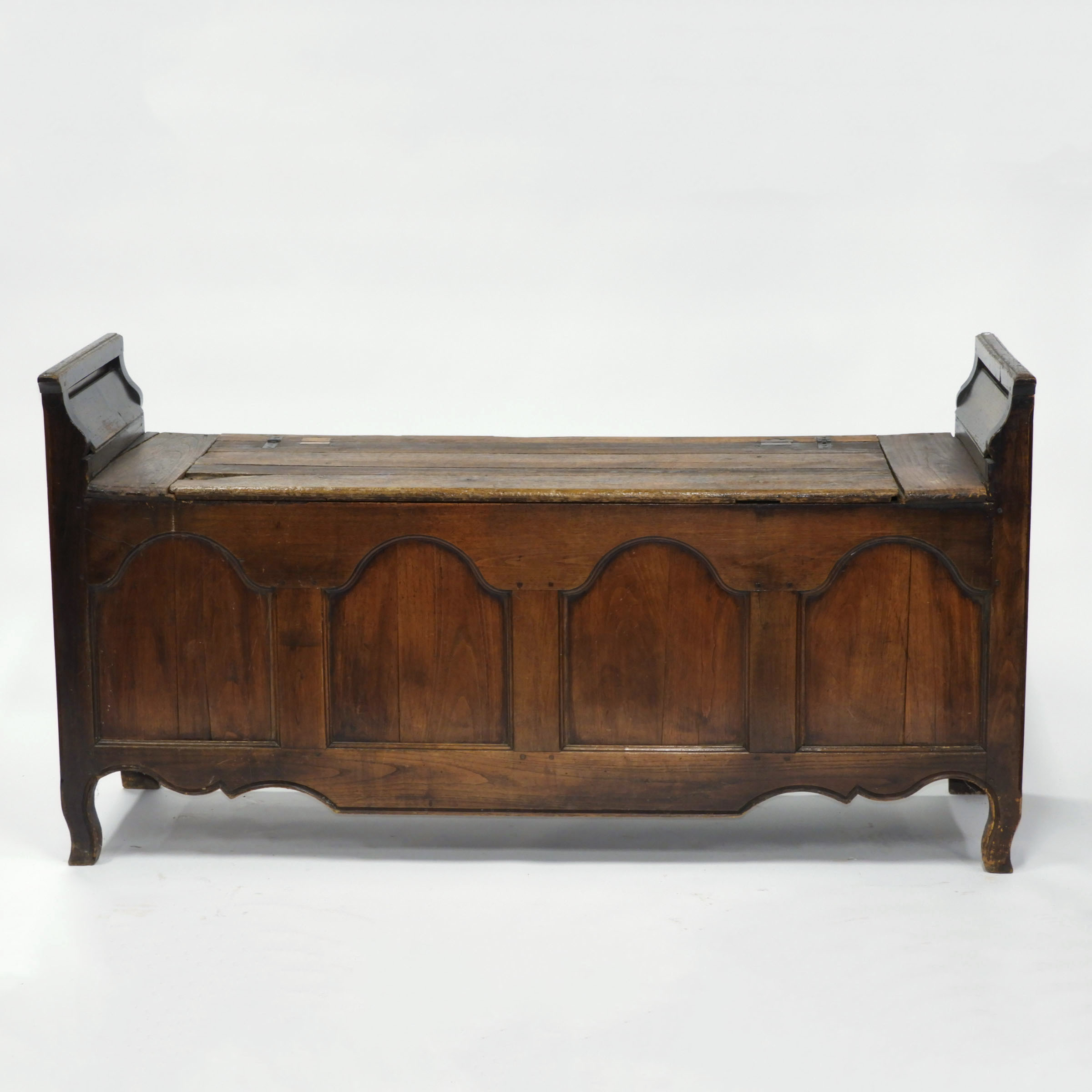 French Oak Trunk Bench 18th early 3abce7