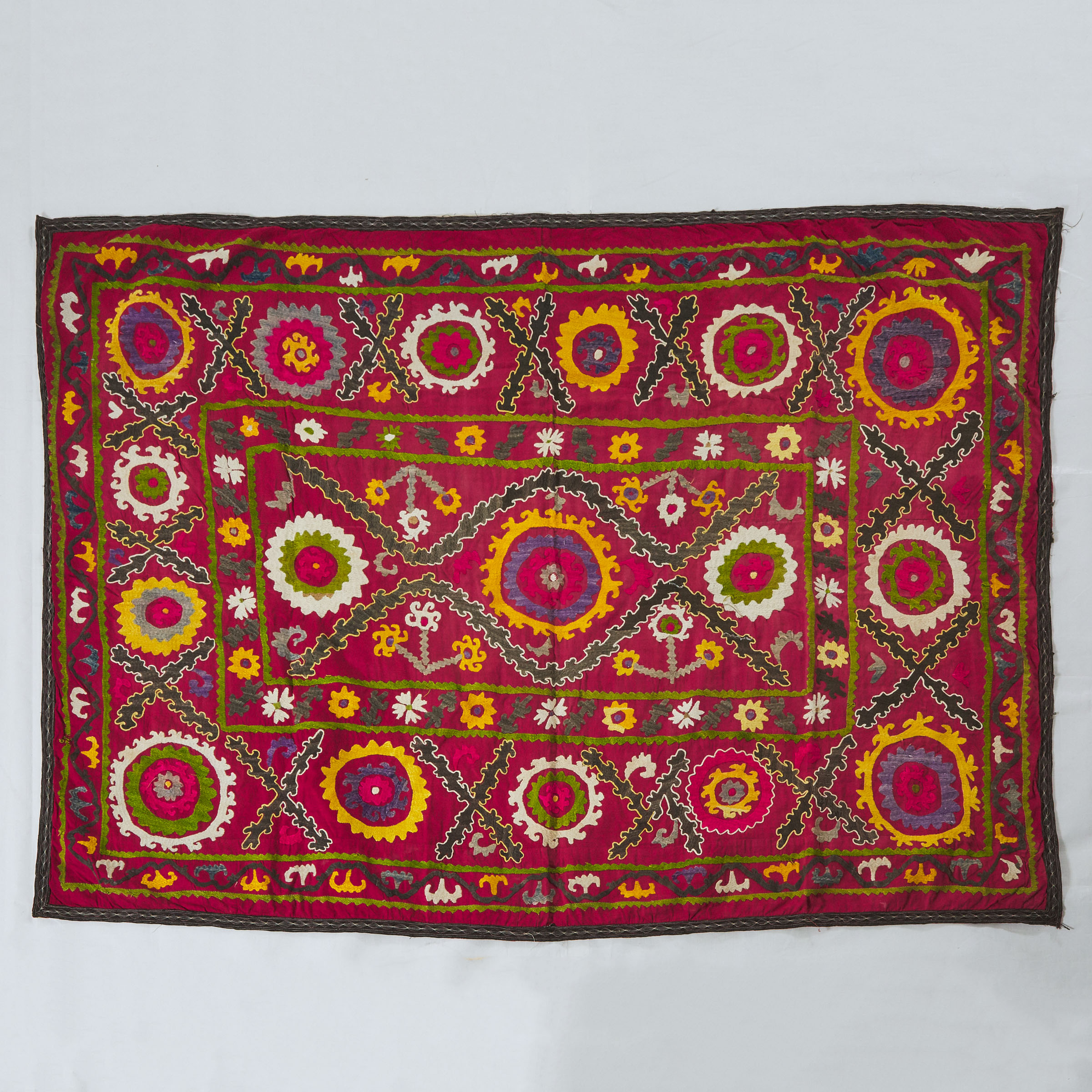 A Suzani Textile Uzbekistan Late 3abe4c