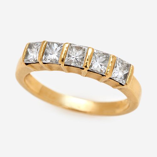 18K LADIES 5 DIAMOND INLINE RING 3a9818