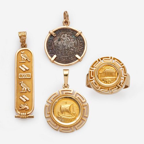 GROUP OF GOLD JEWELRY ITEMS: EGYPTIAN,