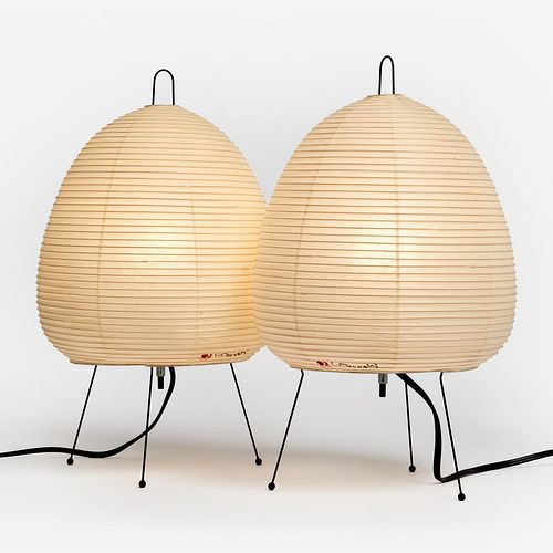 ISAMU NOGUCHI PAIR OF AKARI LIGHT 3a987d