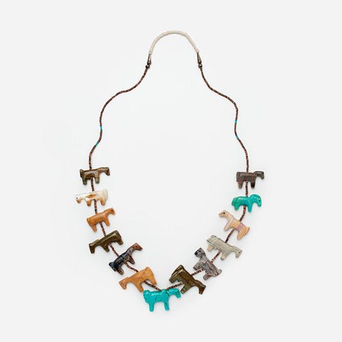 CARVED ZUNI FETISH HORSE NECKLACE 3a9b9e