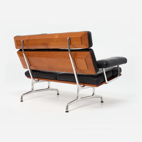 EAMES HERMAN MILLER TEAK AND LEATHER 3a9d10