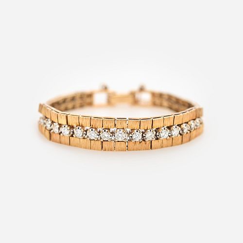 DIAMOND TEXTURED LINK BRACELET