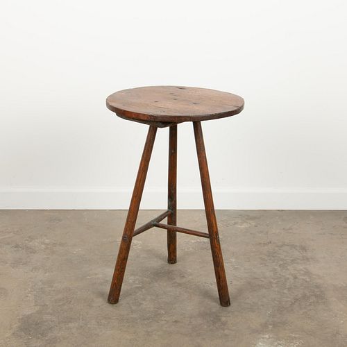 ENGLISH WALNUT PUB TABLE 19TH 3aa02a