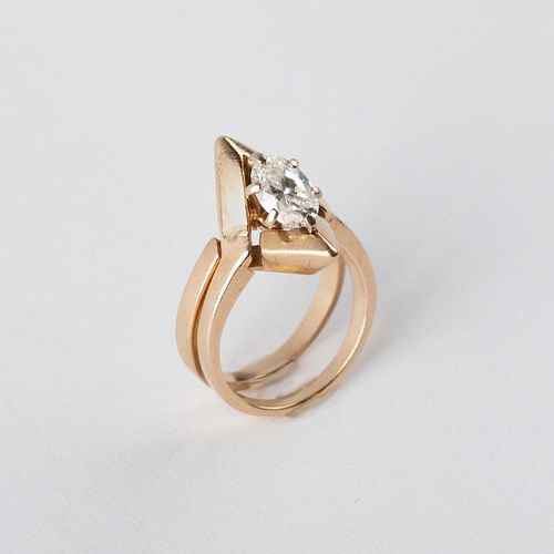 14K INTERLOCKING DIAMOND RING SET