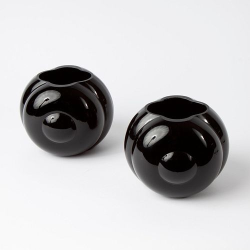 GEORGE SAKIER PAIR OF FISHBOWL VASES