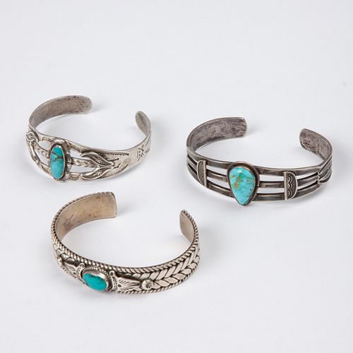 GROUP OF 3 NATIVE AMERICAN TURQUOISE 3aa221