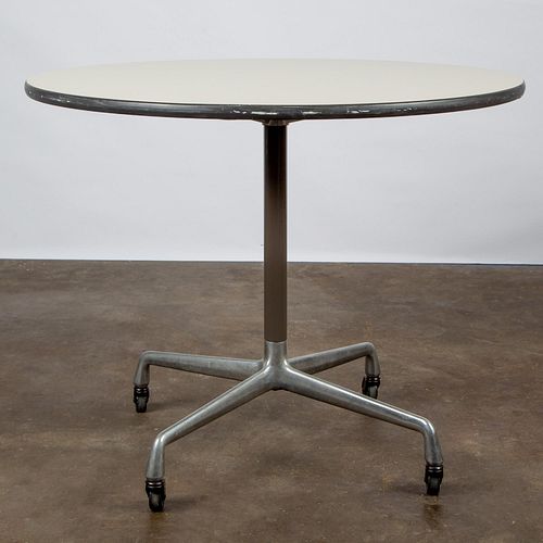 EAMES ROUND WHITE LAMINATE TABLEA 3aa400