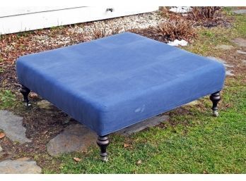 A contemporary blue fabric upholstered 3aa501