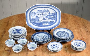 Eight pieces of vintage and antique 3aa531