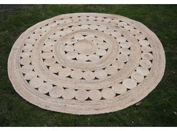 Contemporary circular jute rug