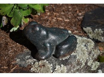 Antique cast iron frog form doorstop  3aa600