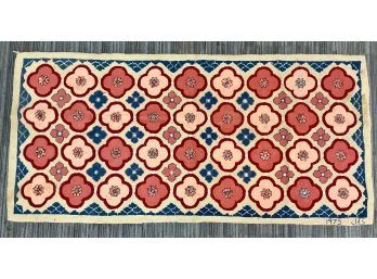 A contemporary floral scatter rug  3aa63a