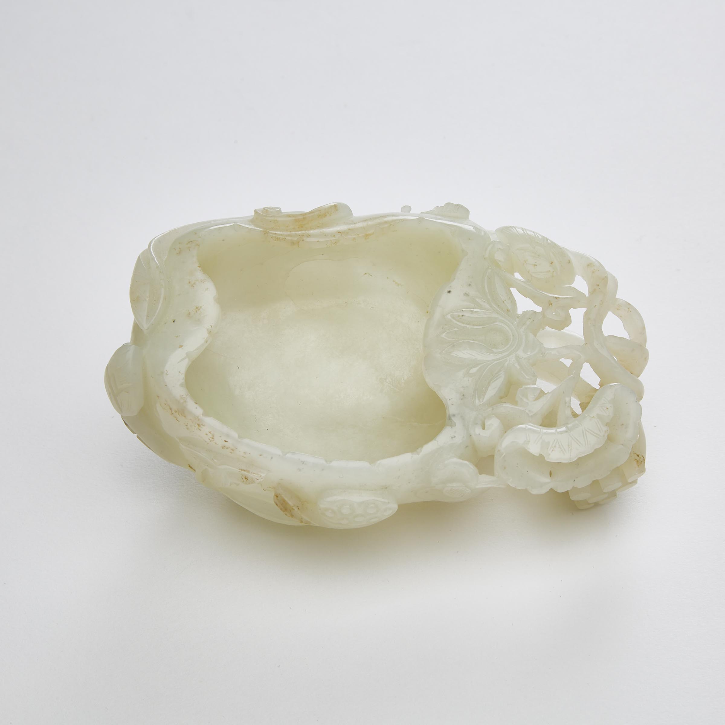 A White Jade Lotus Washer Ming 3aa6ba