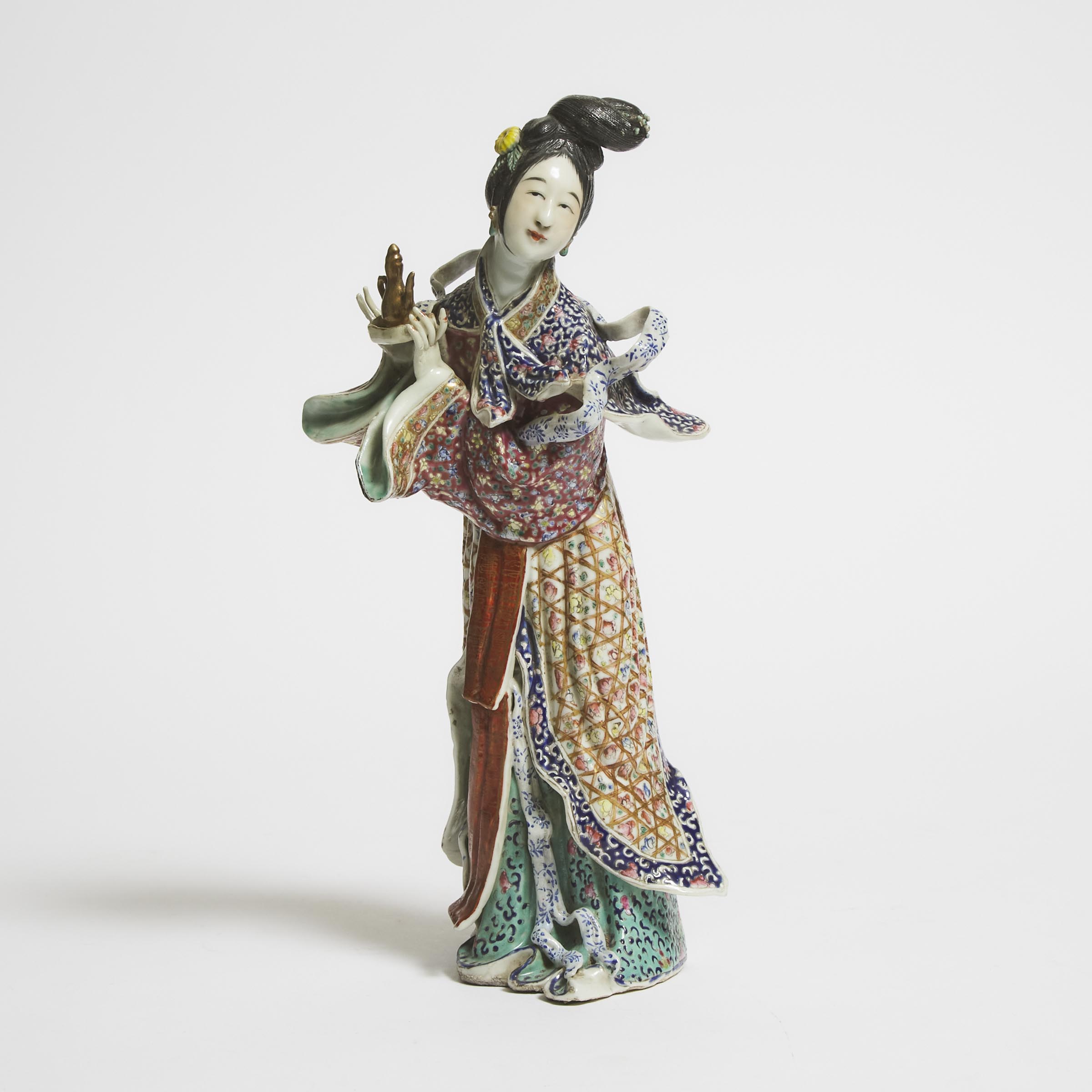 A Famille Rose Figure of a Lady  3aa79b