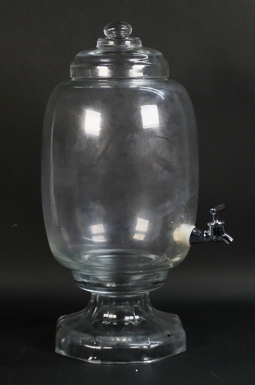 GLASS DISPENSERGlass beverage dispenser.