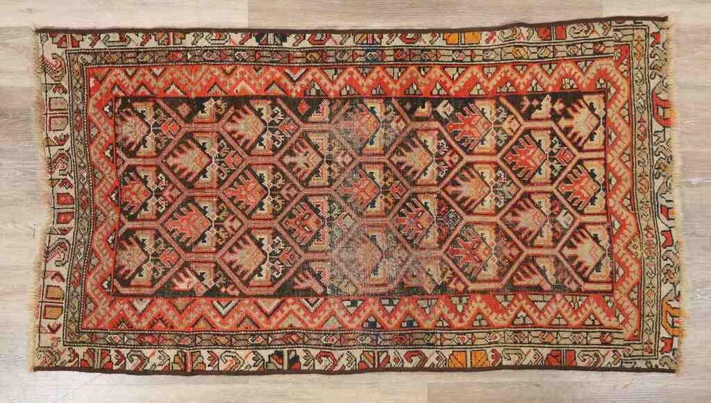 CAUCASIAN STYLE RUGCaucasian style 3ad240