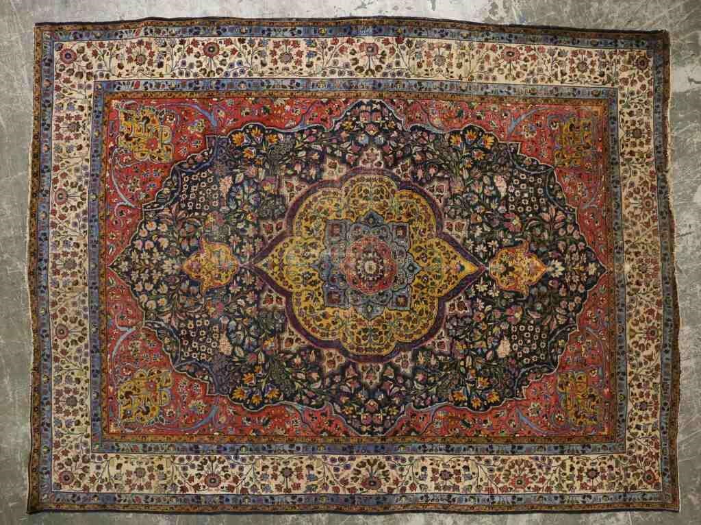 SOUMAK RUGSoumak rug. 13' x 9'10".