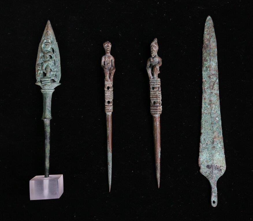 4 PATINATED BRONZE ITEMS4 patinated