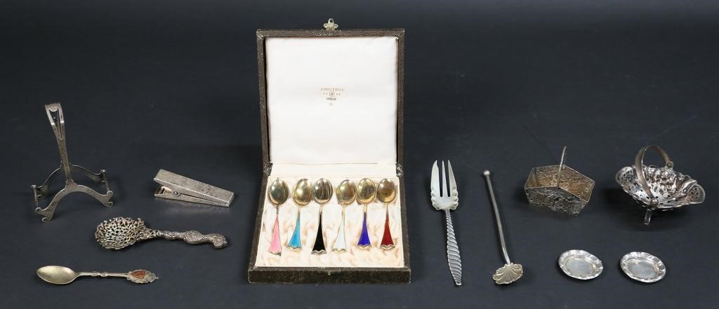 16 PIECE SILVER LOT16 pieces sterling  3ad433