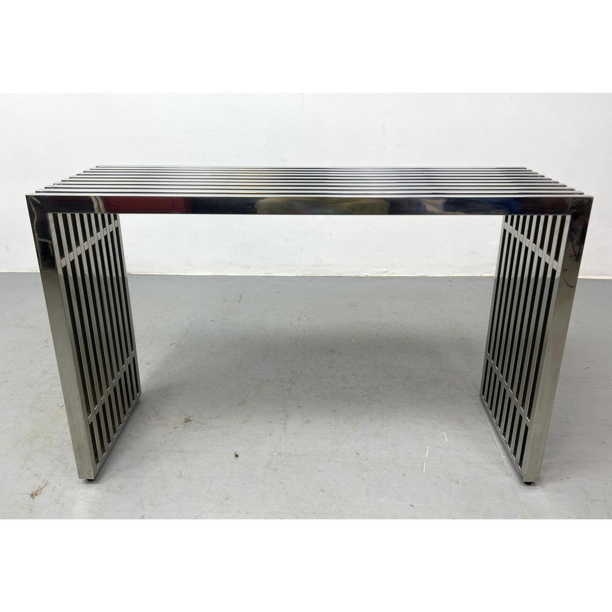 Chromed Metal Modernist Slat Console 3ad571