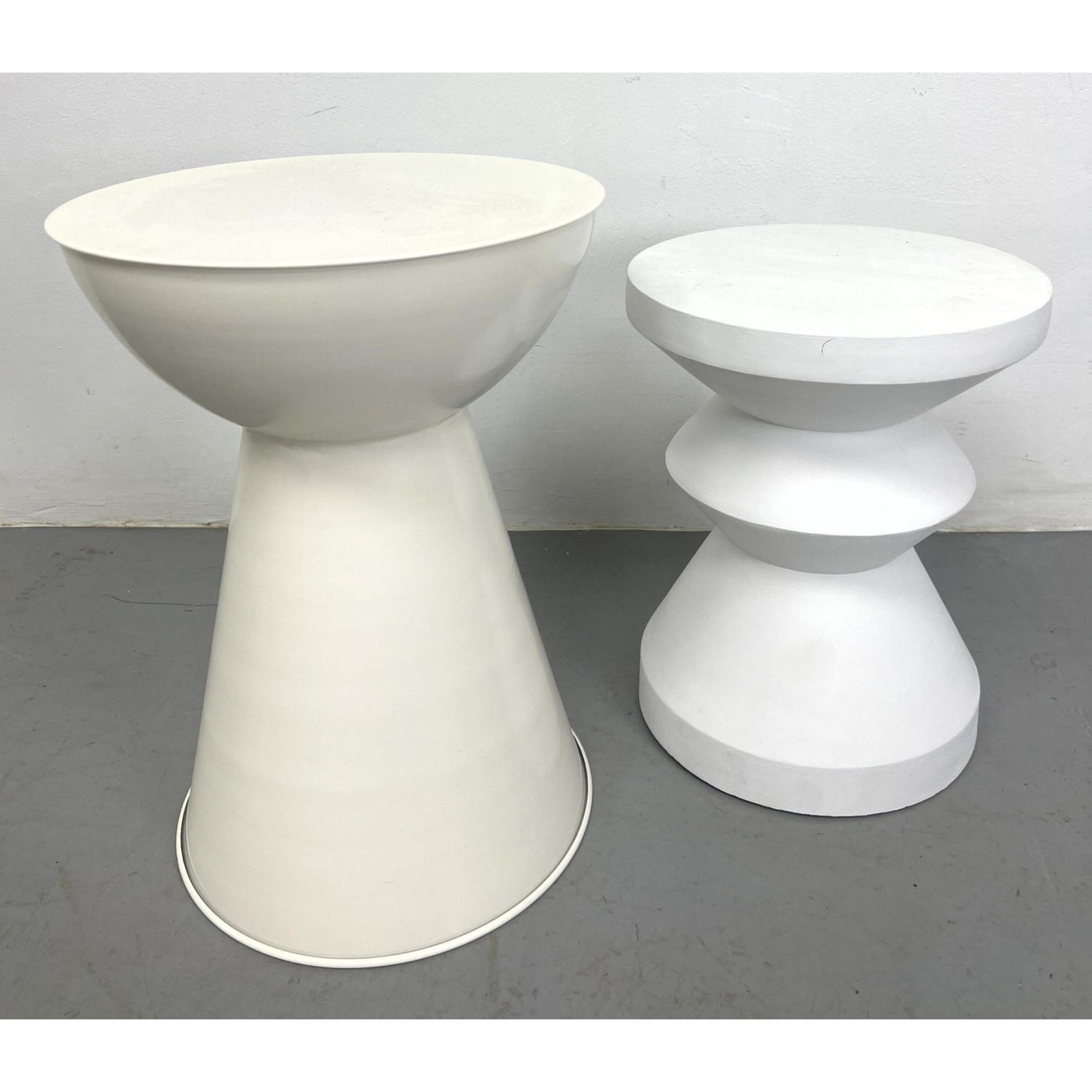 2pcs White Finish Metal Pedestal 3ad5ce