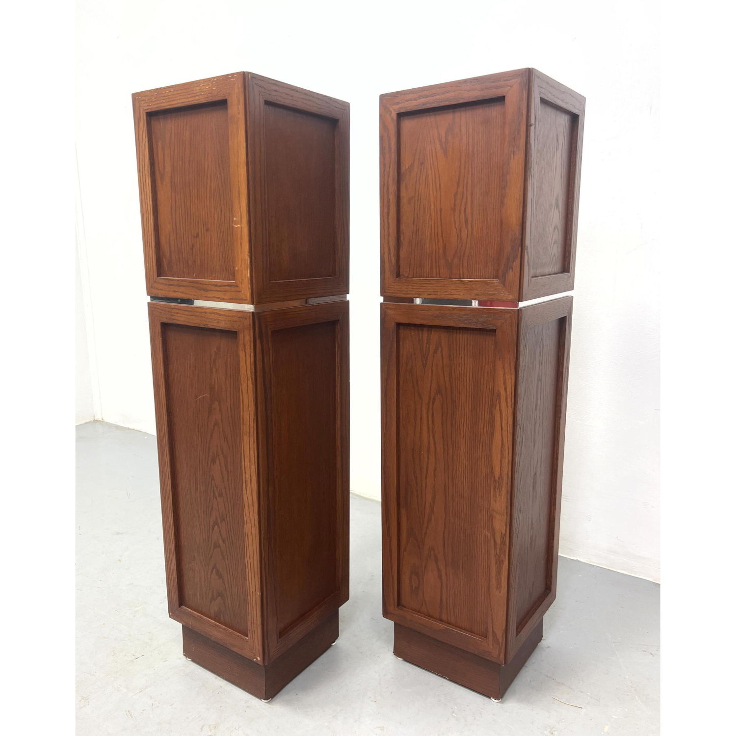 Pair Mid Century Modern Pedestal 3ad5db