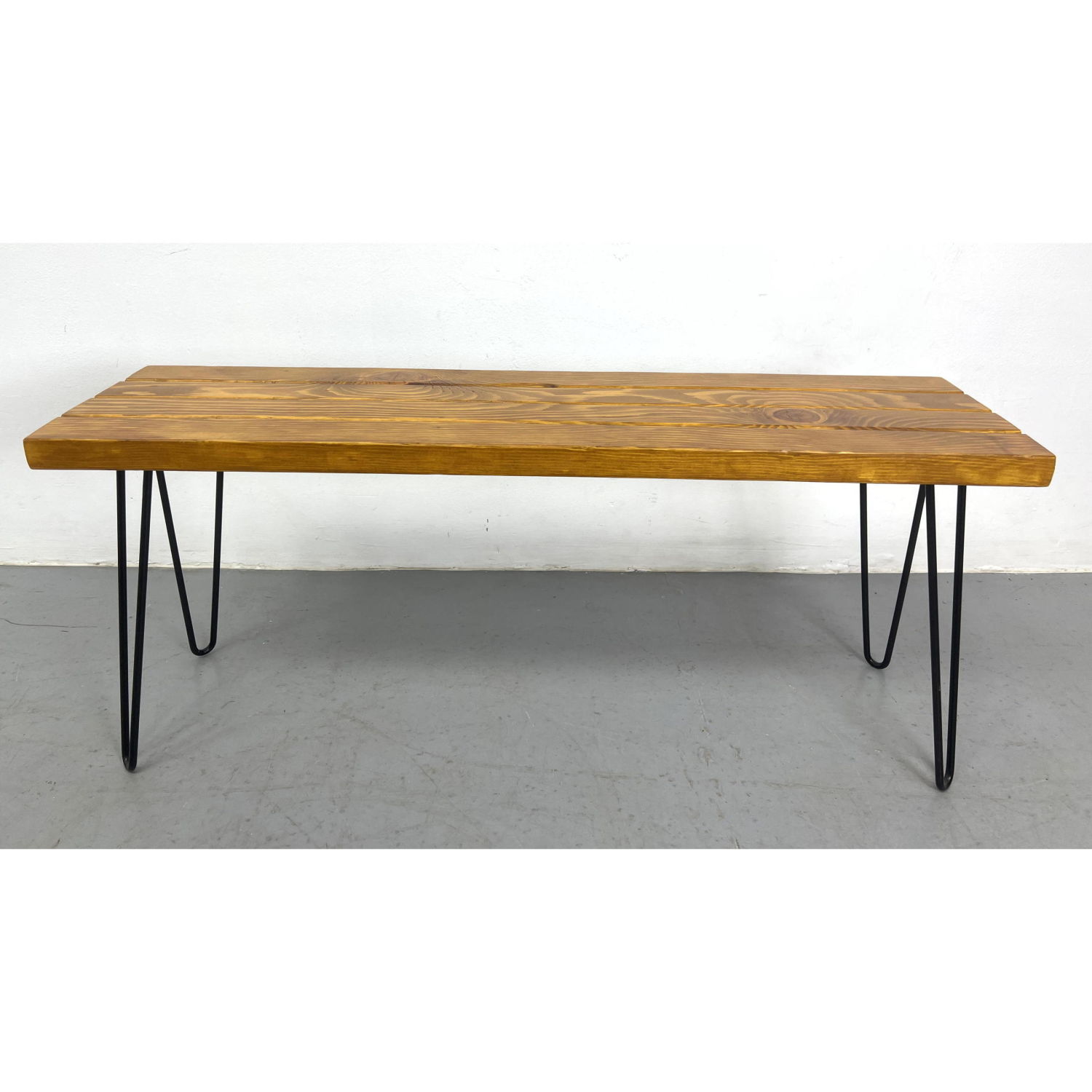 Pine Plank Top Table on Hairpin