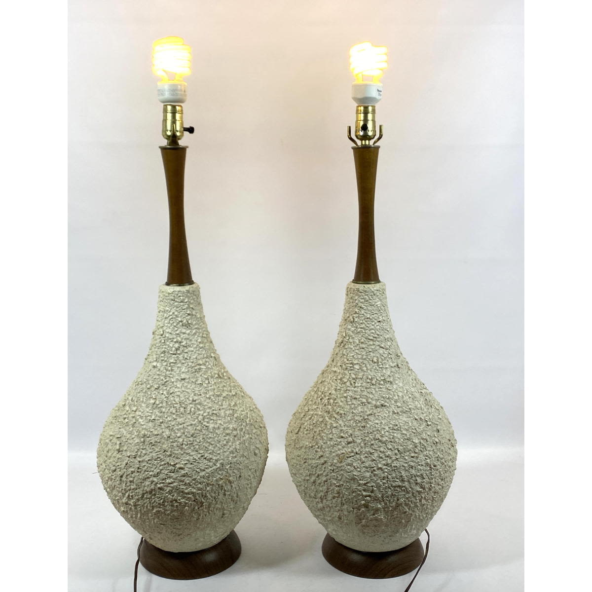 Pr Bulbous Textured Modernist Lamps  3ad632