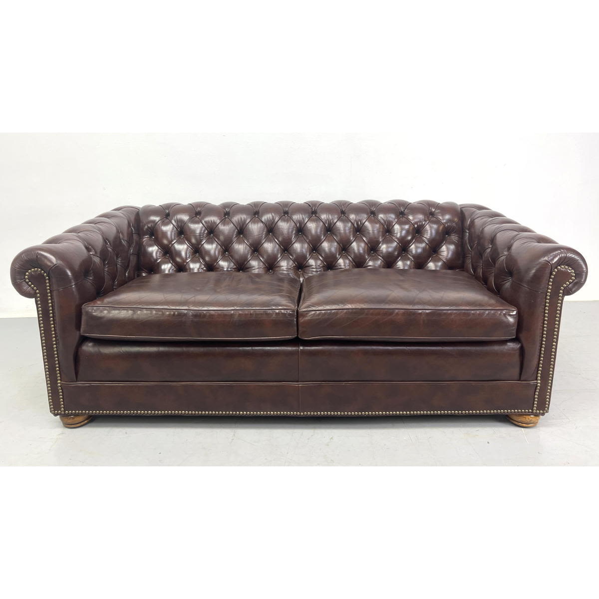 Chesterfield Tufted leather Sofa