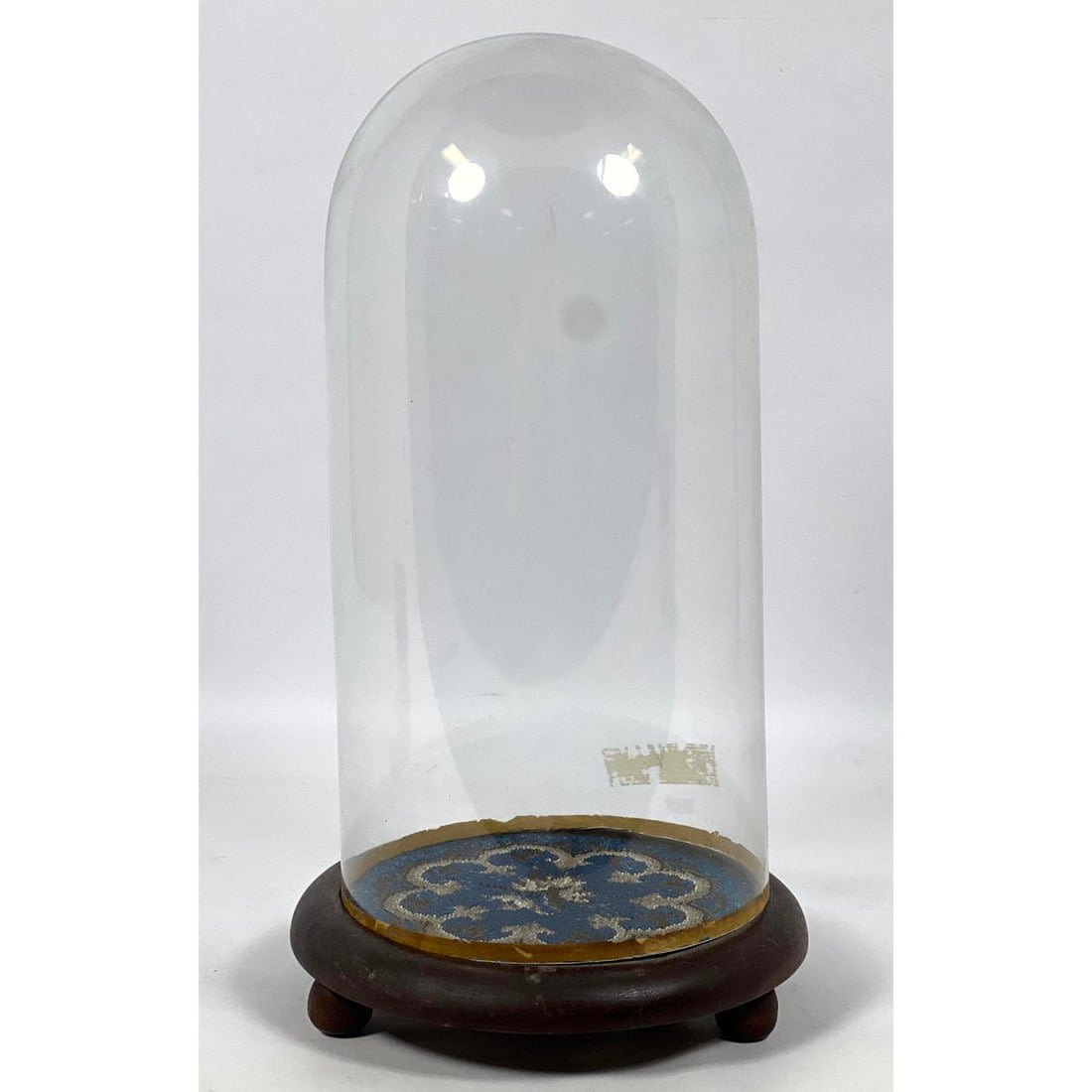 Victorian glass dome Wood base 3ad6f2