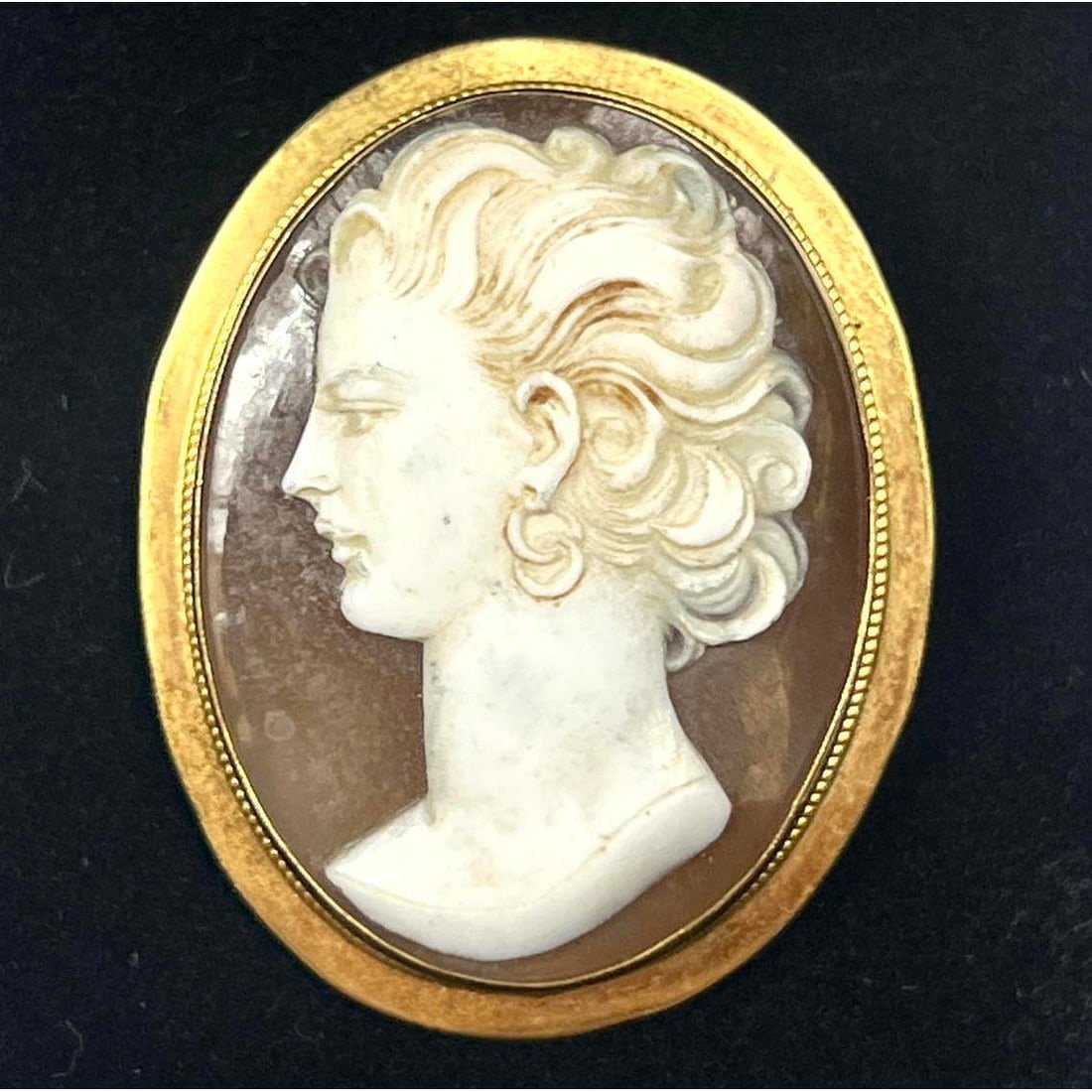 Carved Shell Cameo Set in 14K Gold.