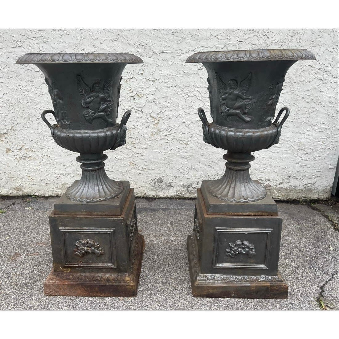 Pr Classical form Urn style Iron 3ad7b2