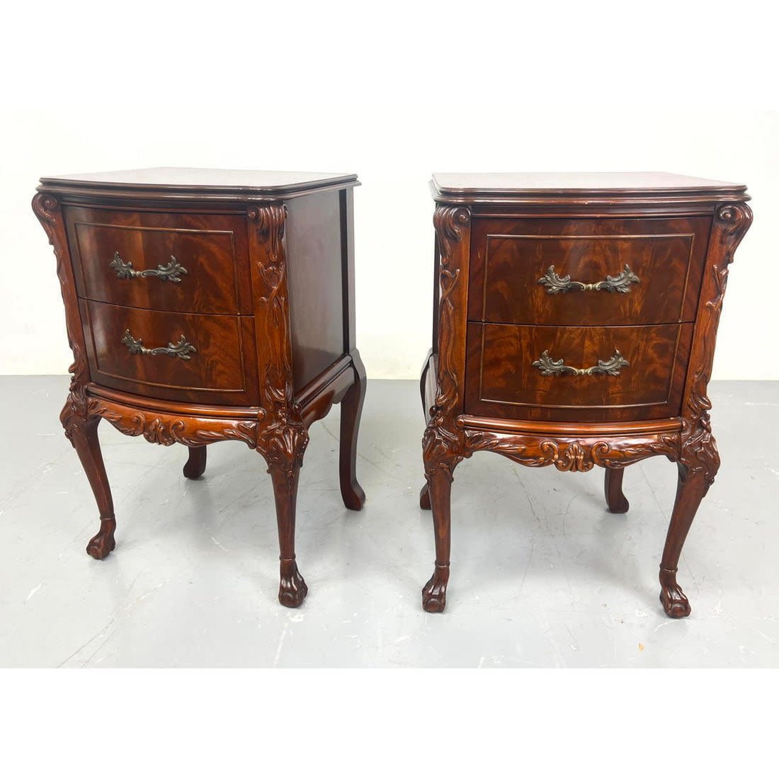 Pair Mahogany night stands with