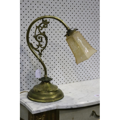 Brass goose neck table lamp with 3ad8d2