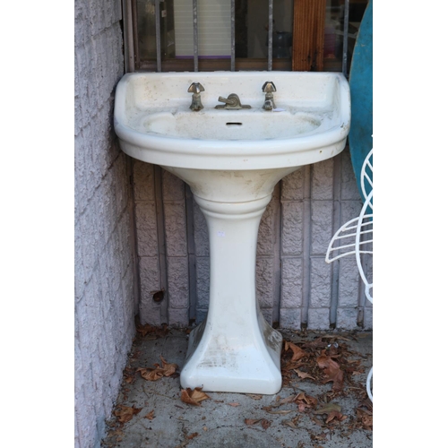 French mid century bathroom sink 3ad957