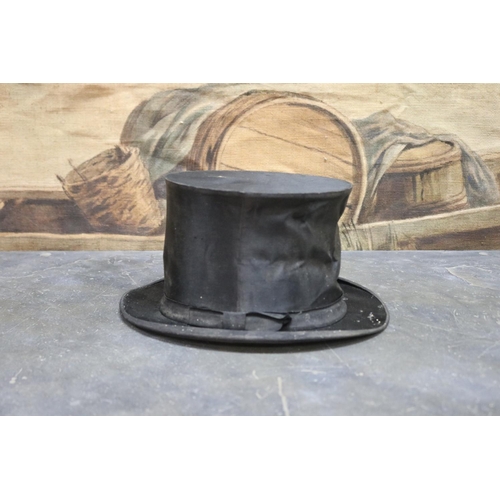 Antique French top hat, collapsible,