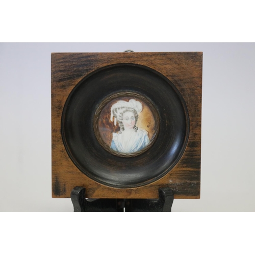 French circular portrait miniature  3adab9