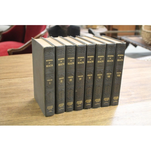 Set of eight volumes of the Encyclopedia 3adbda