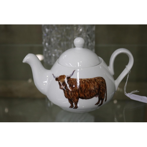 Richard Bramble teapot decorated