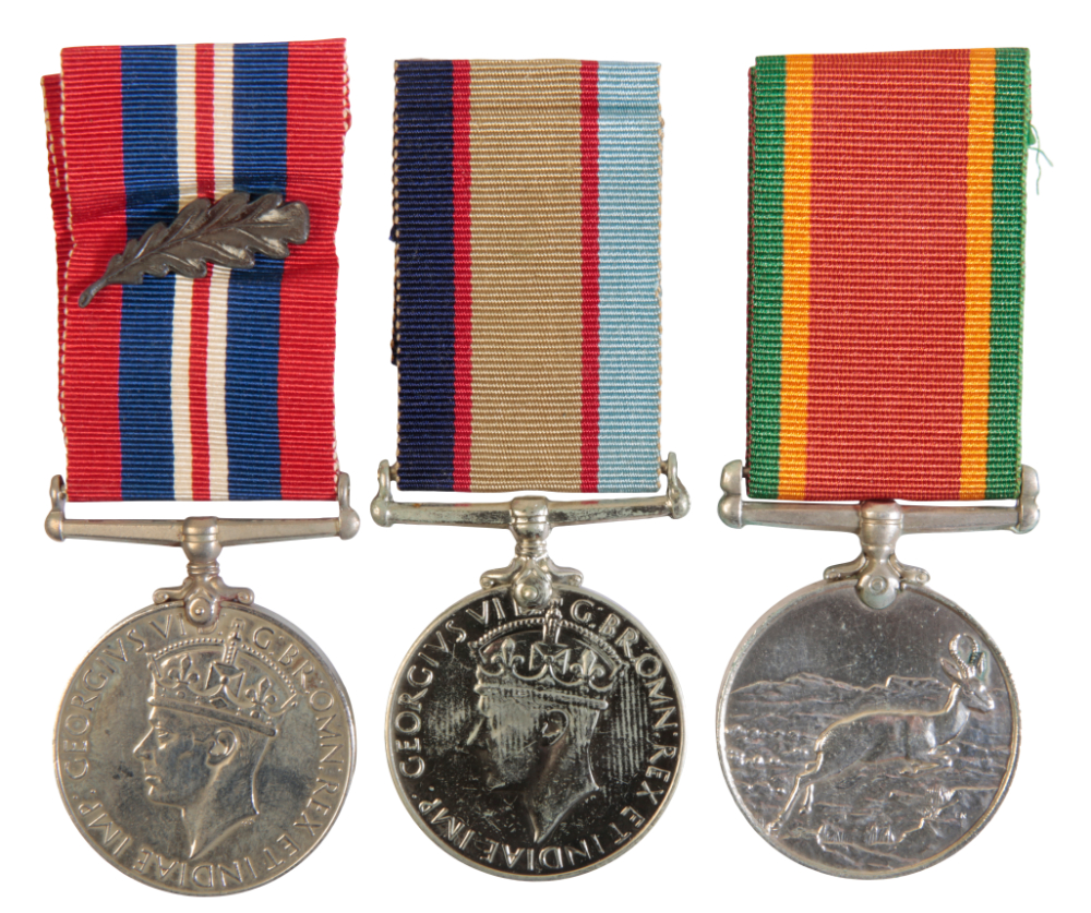 THREE WW2 MEDALS War Medal, unnamed