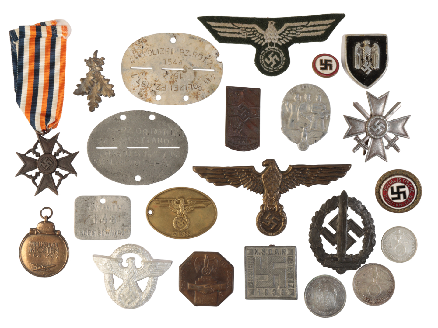 A LARGE COLLECTION OF GERMAN BADGES