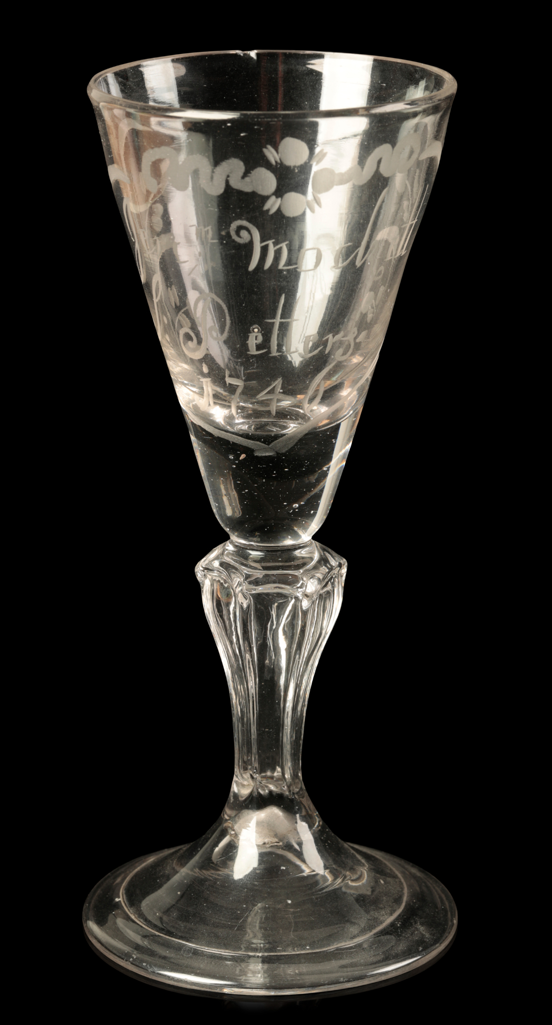 AN 18TH CENTURY DUTCH WINE GLASS 3adf0b