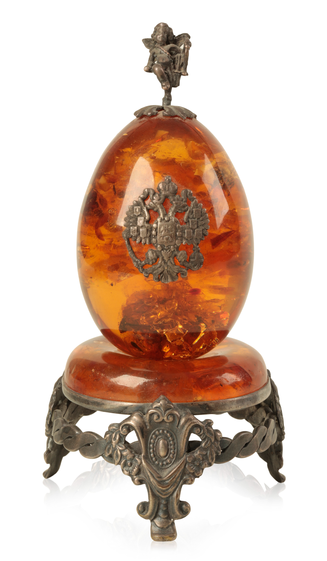 A RUSSIAN AMBER AND SILVER MOUNTED