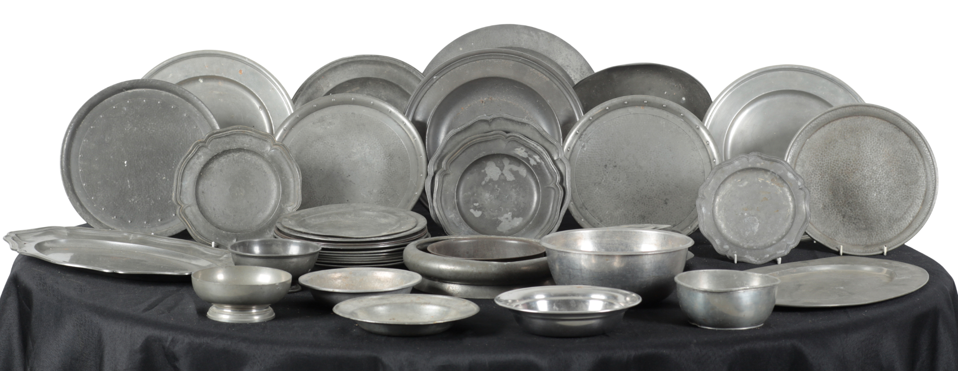 A LARGE COLLECTION OF PEWTER including