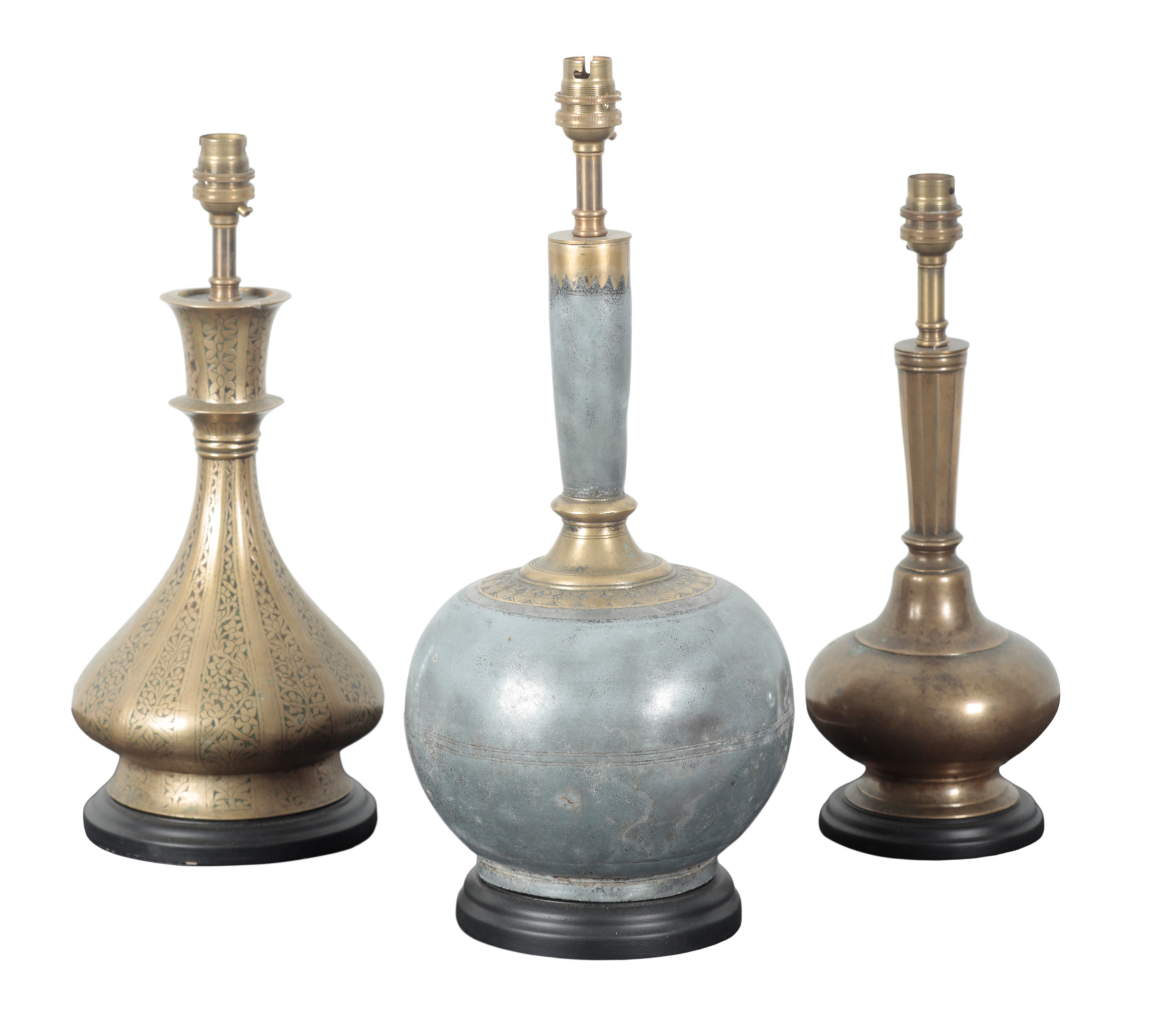 A GROUP OF THREE INDO PERISAN LAMPS 3ae044