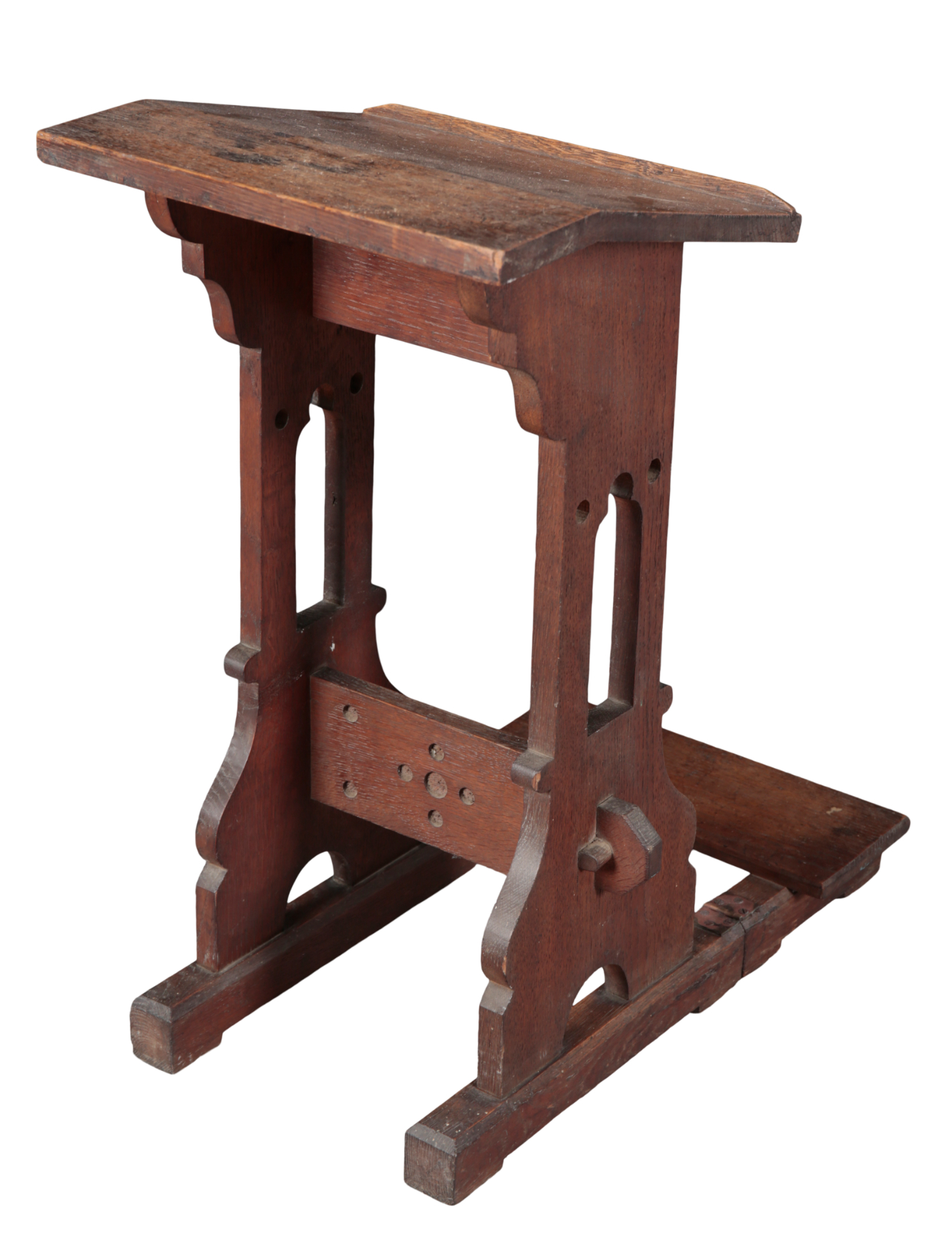 AN OAK PRIE DIEUX 19th century  3ae0e0